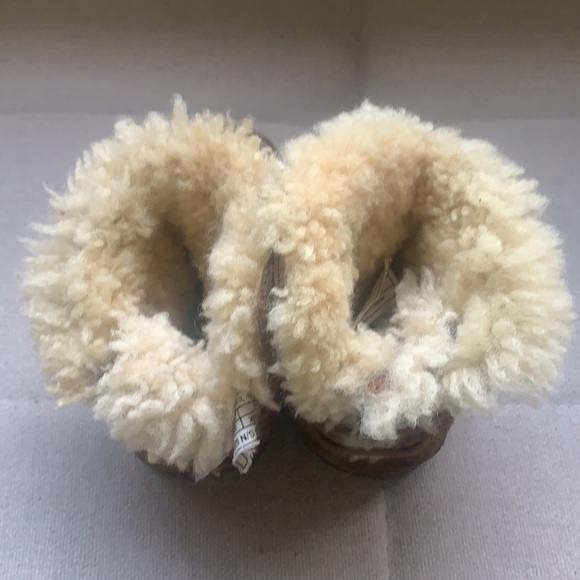 Baby UGG Boots Size Med Style 5206 Brown Winter Warm Insulated Shearling - Picture 10 of 13